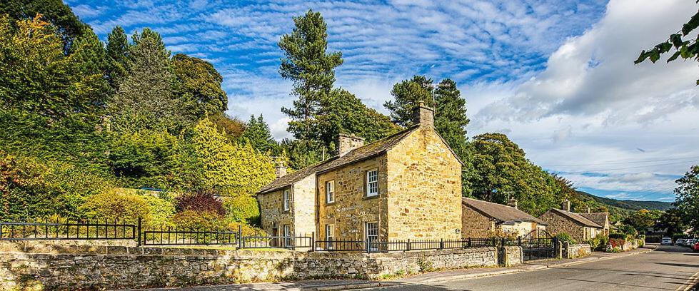 The Artists Loft - A Superb Cottage Sensitively Converted From A Grade II Listed 17Th Century Building ベイクウェル エクステリア 写真